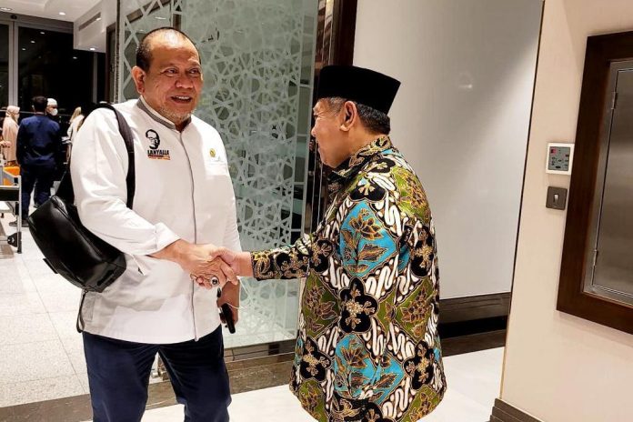 Duta Besar Indonesia untuk Arab Saudi, Abdul Aziz Ahmad saat menyambut Ketua DPD RI AA LaNyalla saat tiba di Madinah, Senin (9/5/2022) lalu.