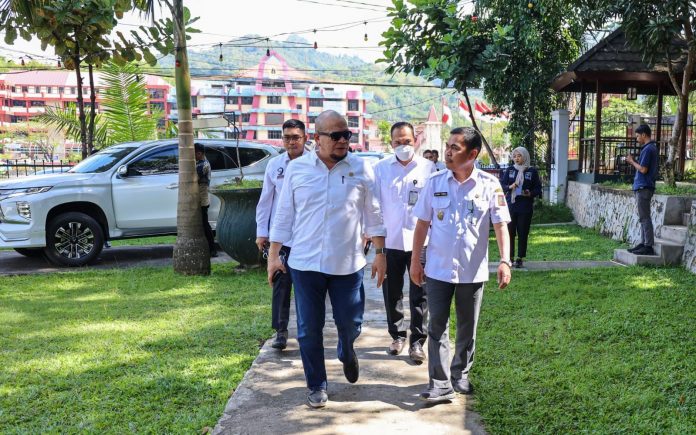 Kembangkan Pariwisata, Wabup Tana Toraja Minta Dukungan Ketua DPD RI