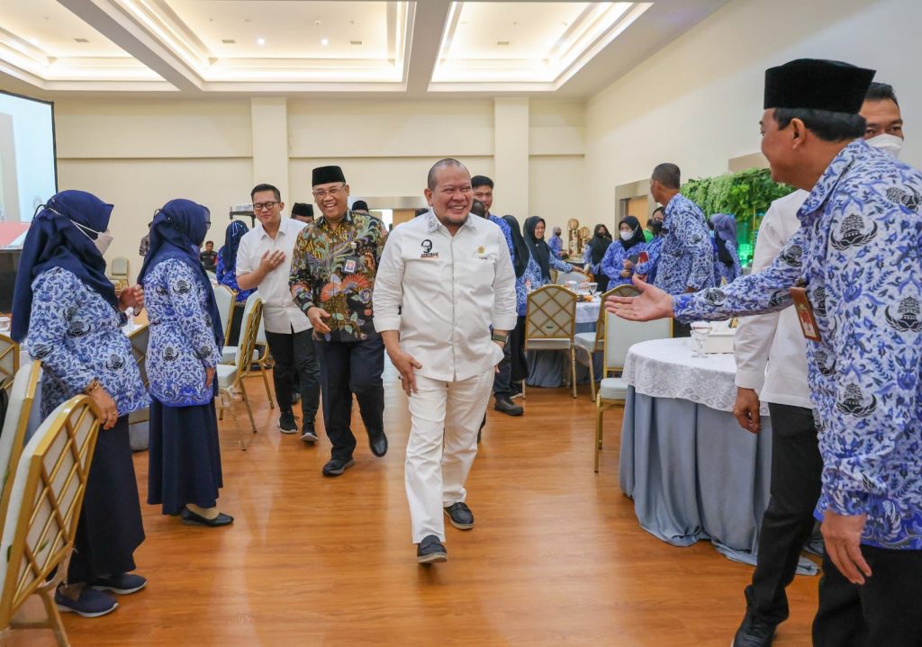 Ketua DPD RI AA LaNyalla Mahmud Mattalitti Mengisi Kuliah Umum Wawasan Kebangsaan dan Kewirausahaan Sivitas Akademika UPN Veteran Jawa Timur