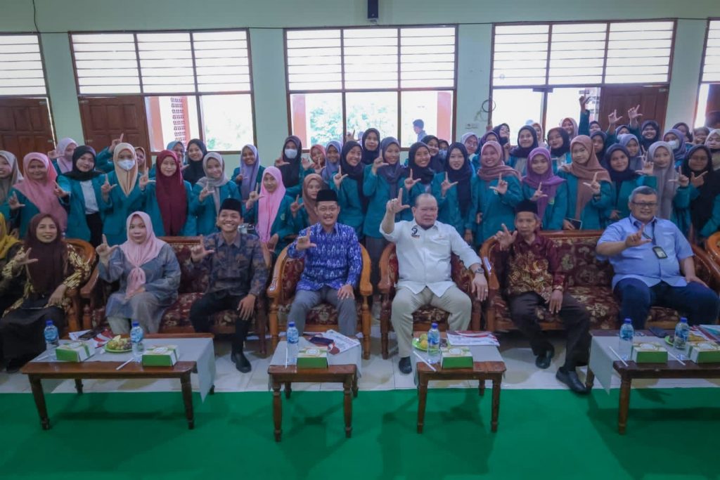 Ketua DPD RI, AA LaNyalla Mahmud Mattalitti mengisi Kuliah Umum Wawasan Kebangsaan di Universitas Islam Darul 'Ulum Lamongan