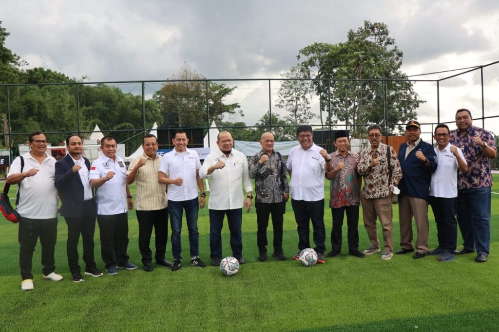 Ketua DPD RI AA LaNyalla Mahmud Mattalitti meresmikan beroperasinya Maguwoharjo Soccer Field (MSF) di Kabupaten Sleman, Daerah Istimewa Yogyakarta, Selasa (17/1/2023).