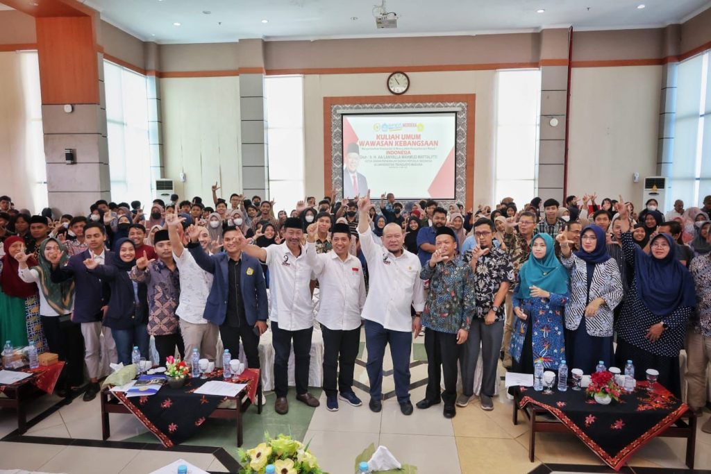 Ketua DPD RI, AA LaNyalla Mahmud Mattalitti mengisi Kuliah Umum Wawasan Kebangsaan dengan tema "Mengembalikan Kedaulatan dan Mewujudkan Kesejahteraan Indonesia di Universitas Trunojoyo Madura, Jumat (12/5/2023).