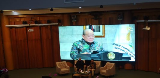 Ketua DPD RI AA LaNyalla Mahmud Mattalitti dalam Seminar Wawasan Kebangsaan pada rangkaian Festival Indonesia Raya yang digelar Pemerintah Kota Salatiga bertema "Refleksi dan Proyeksi 25 Tahun Reformasi", Sabtu (26/8/2023)