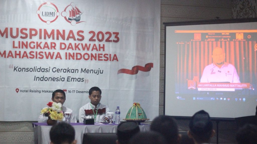 Ketua DPD RI AA LaNyalla Mahmud Mattalittti dalam sambutan virtual pada Musyawarah Pimpinan Nasional 2023 Lingkar Dakwah Mahasiswa Indonesia (LIDMI) yang dilaksanakan di Makassar, Sabtu, (16/12/2023).